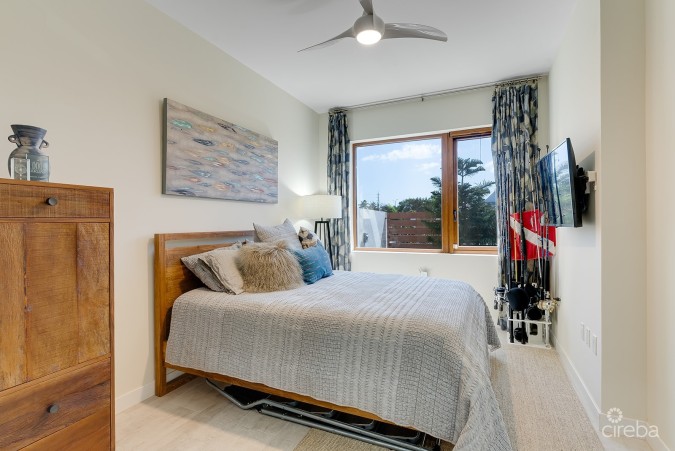 ARVIA WATERFRONT CONDO WITH A DOCK