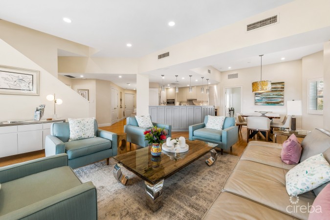 BRITANNIA REGENTS COURT 722, SEVEN MILE CORRIDOR FAMILY HOME