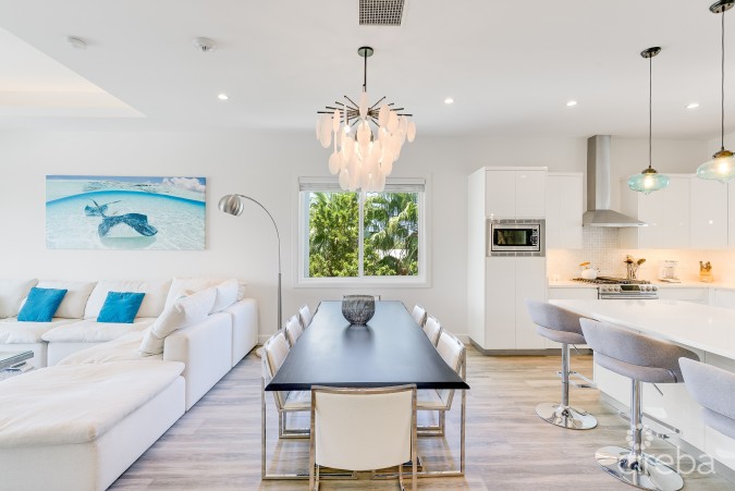 BOGGY SANDS PENTHOUSE