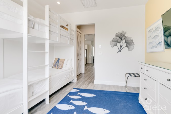 BOGGY SANDS PENTHOUSE