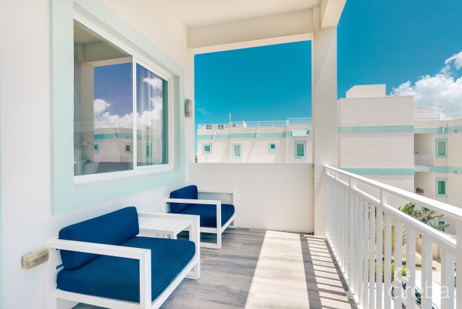 BOGGY SANDS PENTHOUSE