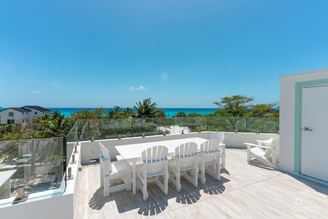 BOGGY SANDS PENTHOUSE