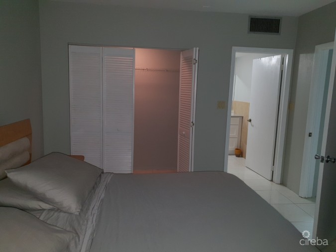 DRUMBLADE APARTMENT