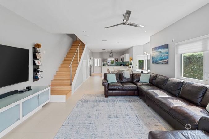 THE GRANGE 1, SNUG HARBOUR TOWNHOME