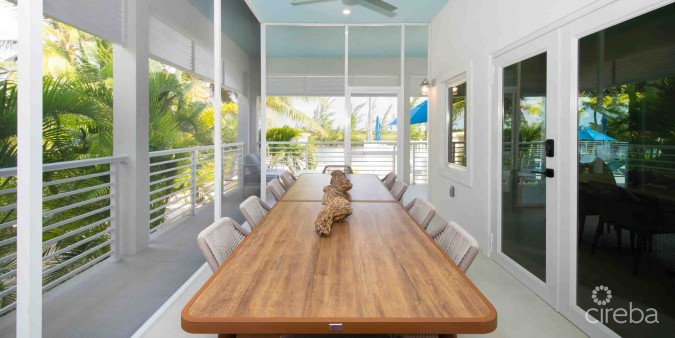 CARIB SUN - EXQUISITE WATERFRONT ESTATE W /GUESTHOUSE IN CAYMAN KAI