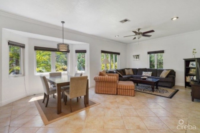 BEACH BAY FAMILY HOME