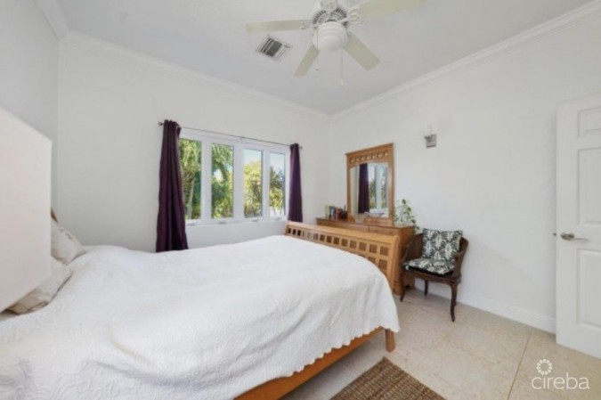 BEACH BAY FAMILY HOME