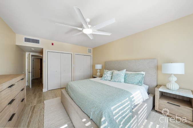 SEVEN MILE BEACHFRONT  CONDO, CAYMAN CLUB