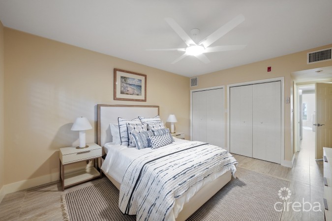 SEVEN MILE BEACHFRONT  CONDO, CAYMAN CLUB