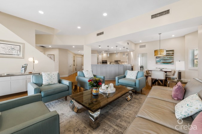 BRITANNIA REGENTS COURT 722, SEVEN MILE CORRIDOR FAMILY HOME