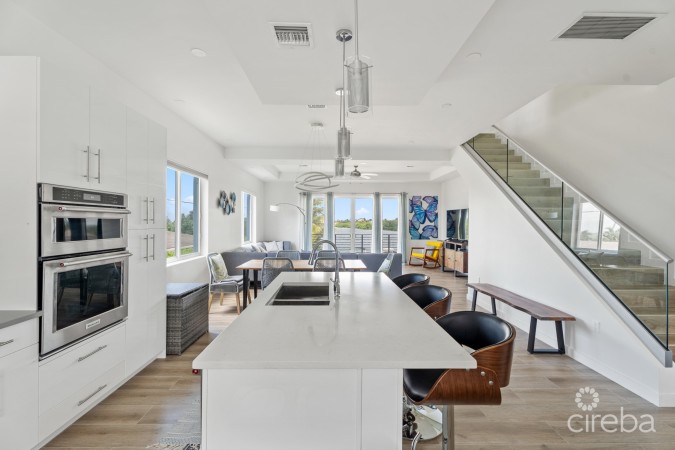 OCEAN CREST #1  - CORNER UNIT  W/ UNOBSTRUCTED VIEWS