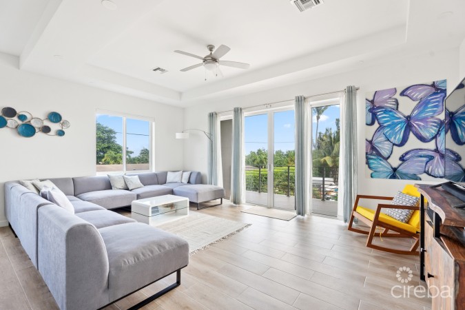 OCEAN CREST #1  - CORNER UNIT  W/ UNOBSTRUCTED VIEWS