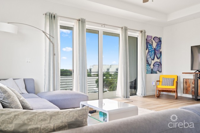 OCEAN CREST #1  - CORNER UNIT  W/ UNOBSTRUCTED VIEWS