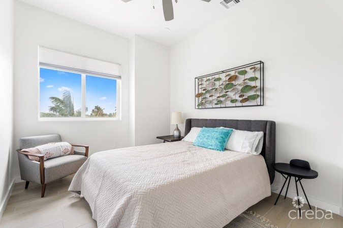 OCEAN CREST #1  - CORNER UNIT  W/ UNOBSTRUCTED VIEWS