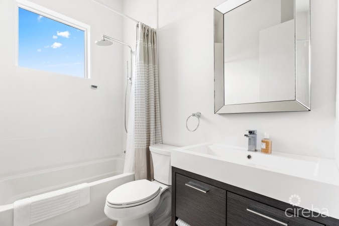 OCEAN CREST #1  - CORNER UNIT  W/ UNOBSTRUCTED VIEWS