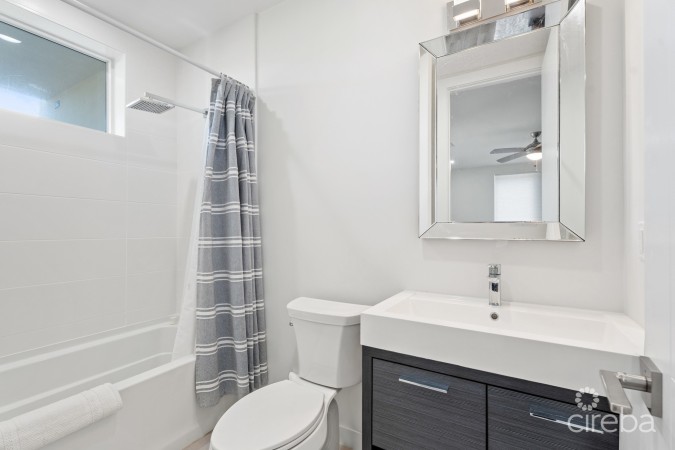 OCEAN CREST #1  - CORNER UNIT  W/ UNOBSTRUCTED VIEWS