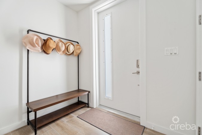 OCEAN CREST #1  - CORNER UNIT  W/ UNOBSTRUCTED VIEWS