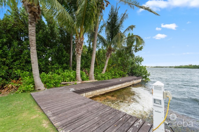 OCEAN CREST #1  - CORNER UNIT  W/ UNOBSTRUCTED VIEWS