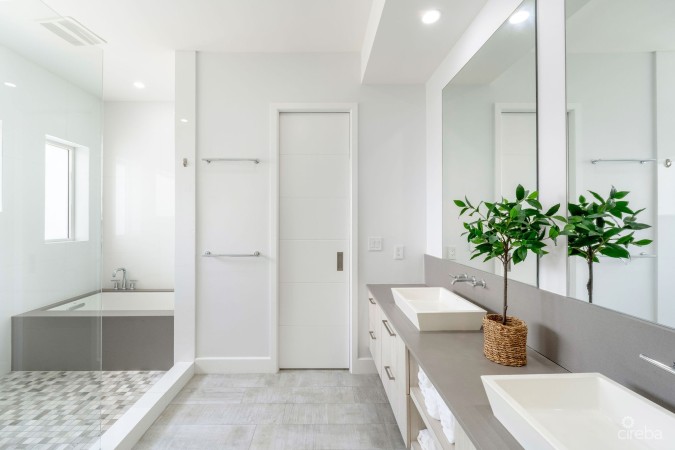 CYPRESS POINTE NORTH 303, CRYSTAL HARBOUR VILLA