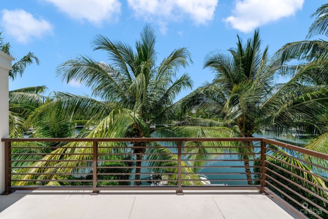 CYPRESS POINTE NORTH 303, CRYSTAL HARBOUR VILLA