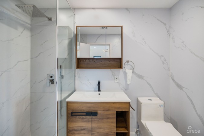 ARZA WEST BAY RUBY– UPGRADED FULLY FURNISHED 1-BED CORNER UNIT