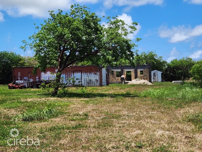 SUNNYFIELD DRIVE - 3 AWESOME ACRES!