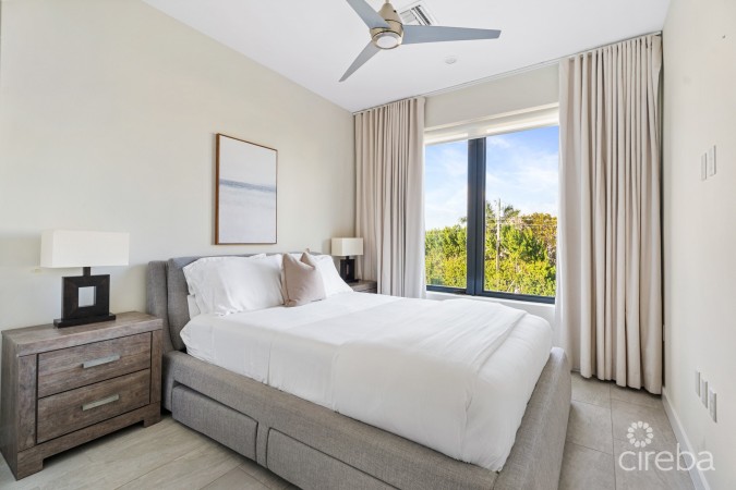 VELA 81, SOUTH SOUND TOWNHOME