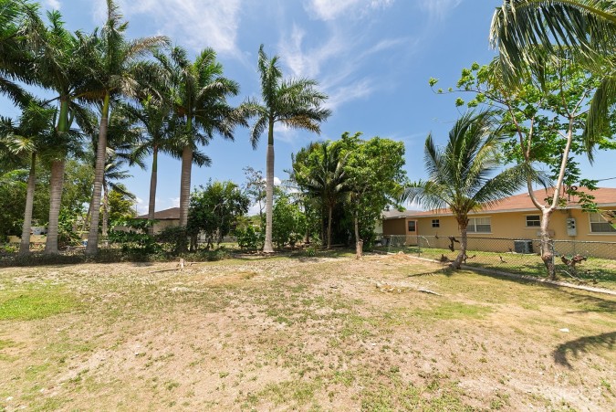 SAVANNAH 3 BED HOME WITH 1 BED RENTAL INCOME