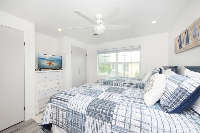 MODERN OCEAN CLUB RETREAT - 2 BED/2.5BATH