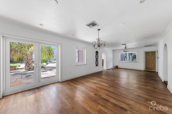 SHAMROCK ROAD OCEANFRONT ESTATE - RARE DEVELOPMENT OPPORTUNITY