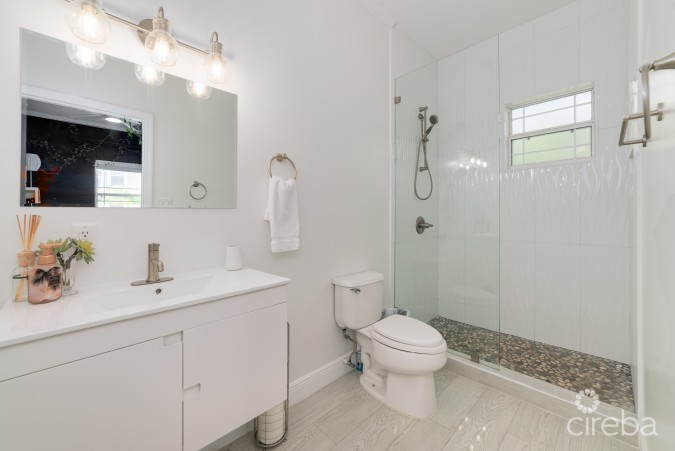 MELROSE LANDING CONDO - #14
