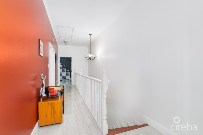 MELROSE LANDING CONDO - #14