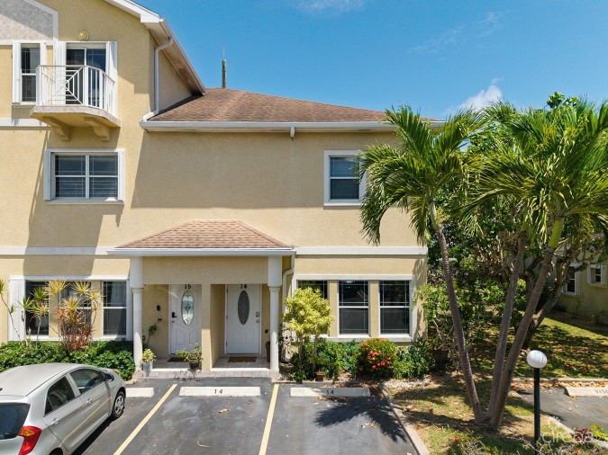 MELROSE LANDING CONDO - #14