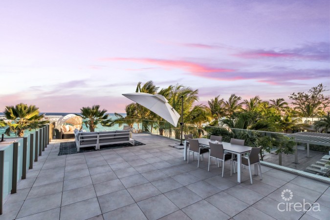 TIDES 4-BED BEACHFRONT CONDO WITH OVERSIZED TERRACE