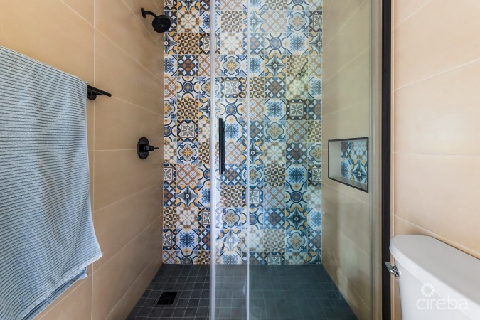 STONE HAVEN 14, GEORGE TOWN CONDO