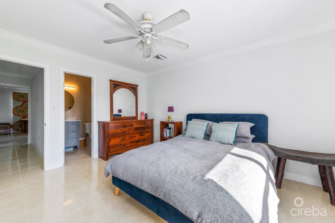 STONE HAVEN 14, GEORGE TOWN CONDO
