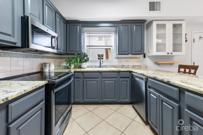THE PALMS 5, PATRICK'S ISLAND TOWNHOME