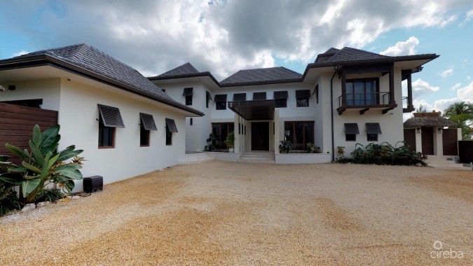 KEMPA KAI INCREDIBLE OCEANFRONT HOME WITH GUEST BUNGALOW