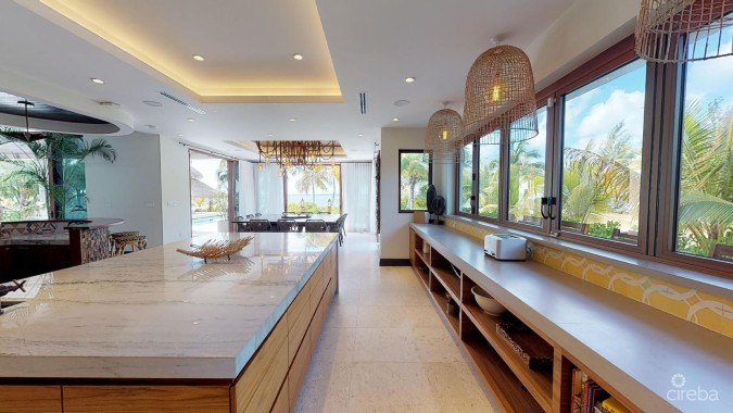 KEMPA KAI INCREDIBLE OCEANFRONT HOME WITH GUEST BUNGALOW
