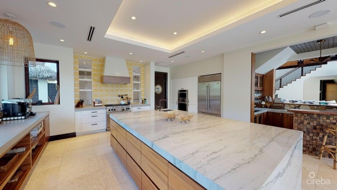 KEMPA KAI INCREDIBLE OCEANFRONT HOME WITH GUEST BUNGALOW