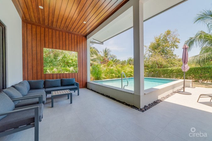 NUSA VILLAS BEAUTIFUL HOME WITH POOL
