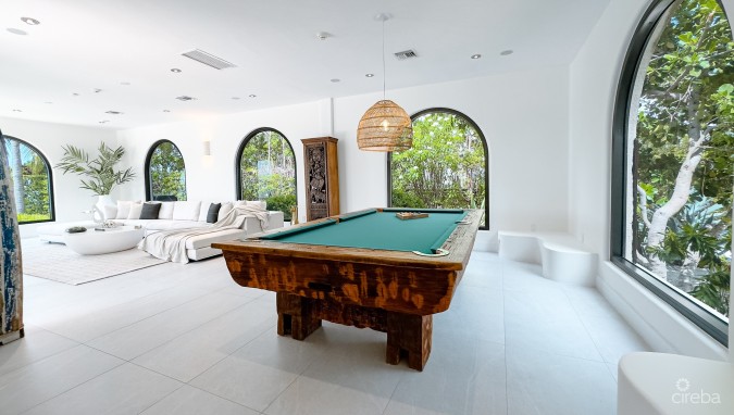 CRYSTAL HARBOUR - OCEAN FRONT HOME