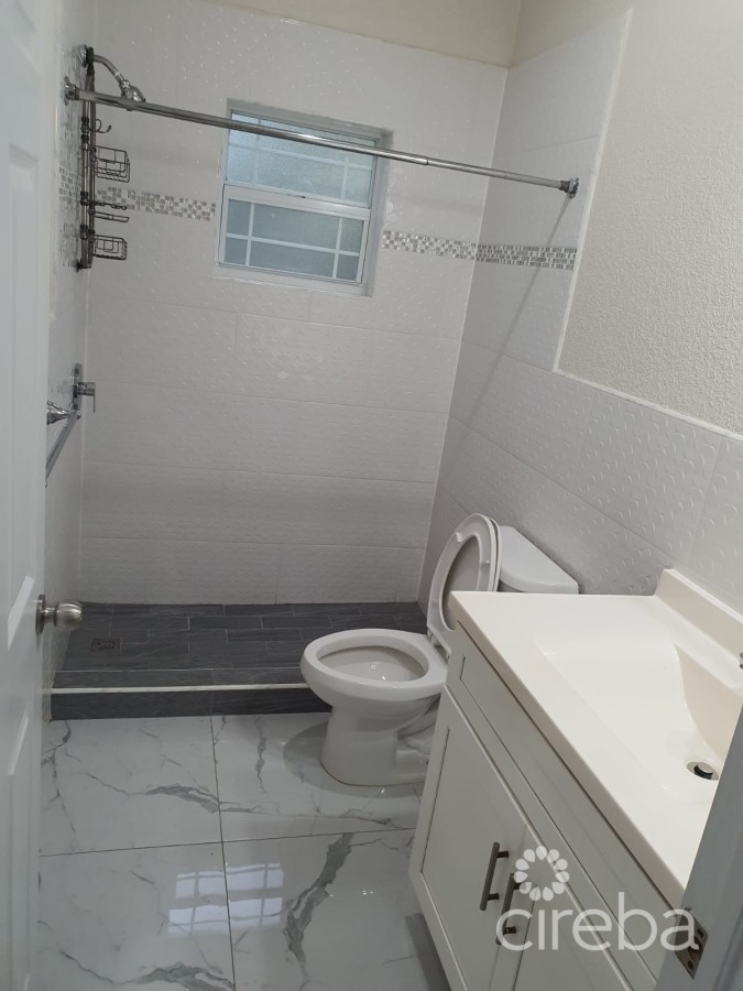 42 EIFFEL DR. – 3 BED HOUSE IN BREAKERS