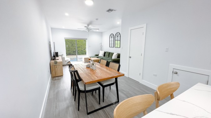 MANGO VILLAS TOWNHOME - WEST BAY