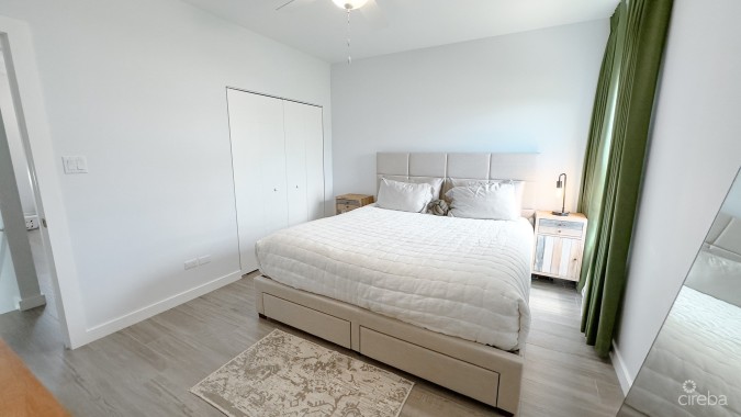 MANGO VILLAS TOWNHOME - WEST BAY