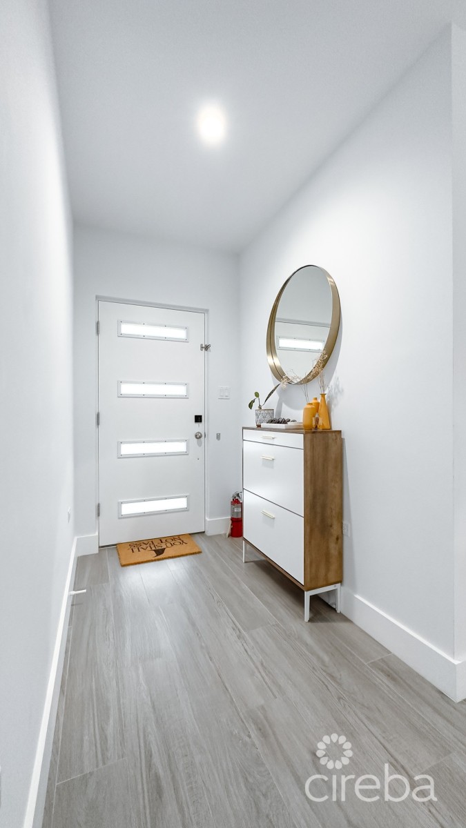 MANGO VILLAS TOWNHOME - WEST BAY
