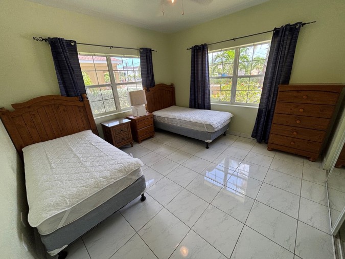 2 Bedroom Duplex on Bamboo St