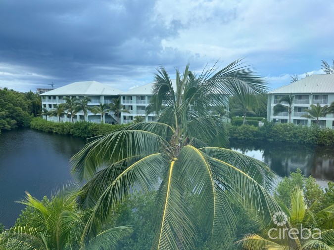 LAKESIDE 1 BED GREAT ROI