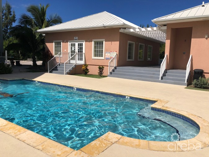 LAKESIDE 1 BED GREAT ROI