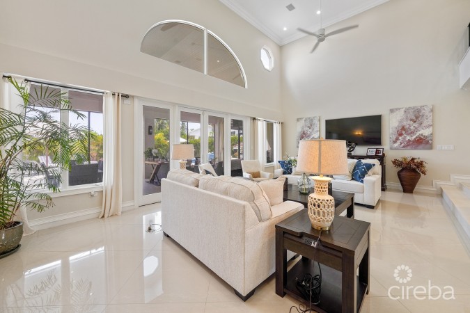 GOVERNORS HARBOUR ESTATE HOME